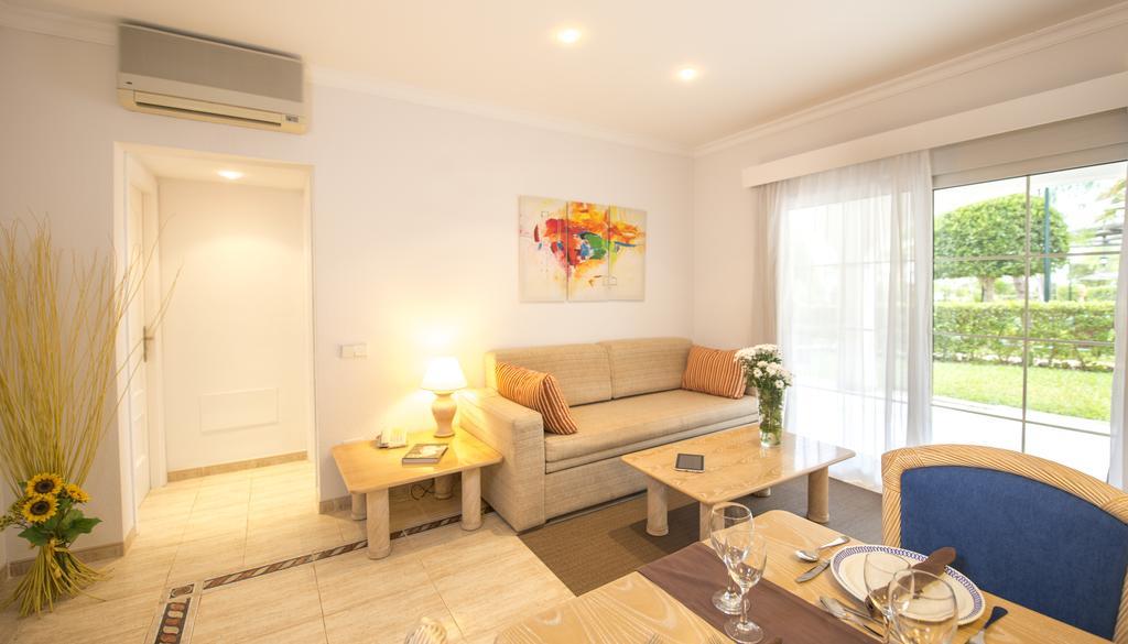 Ona Village Cala D'Or Bilik gambar
