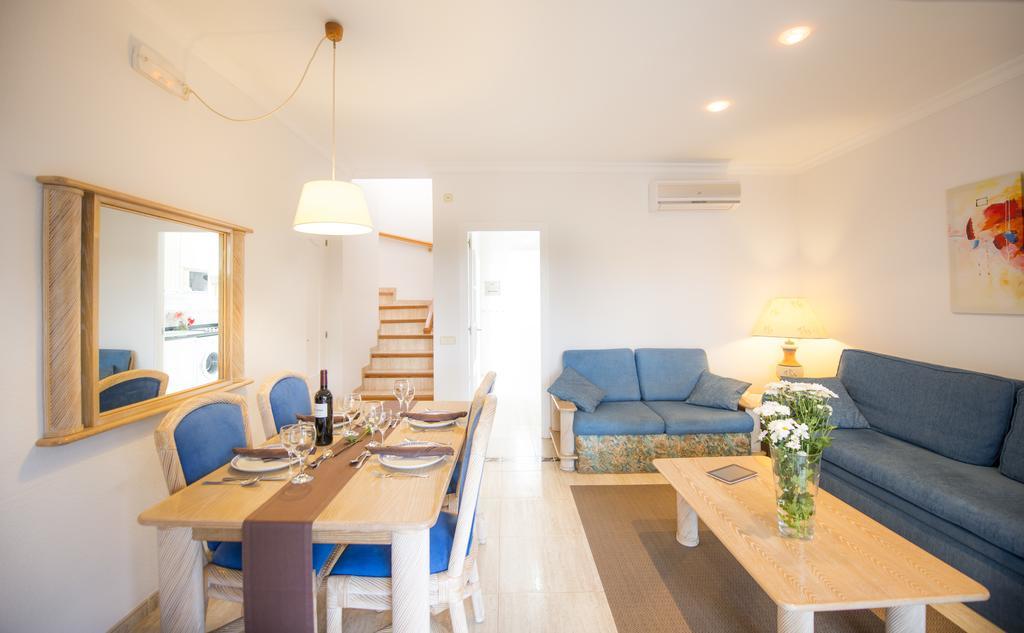 Ona Village Cala D'Or Bilik gambar